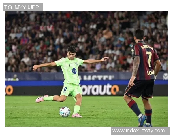 巴萨关注21岁莱万特前锋艾永或将面临3000万欧违约金 巴萨关注21岁莱万特前锋艾永或将面临3000万欧违约金