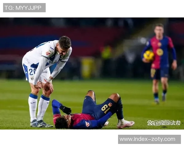 巴萨本周最后一训结束费尔明与亚马尔恢复情况良好 巴萨本周最后一训结束费尔明与亚马尔恢复情况良好