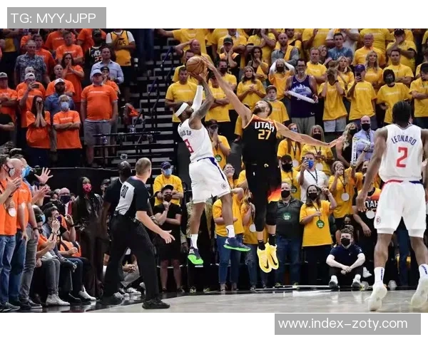 老詹广告策略引发热议张佳玮质疑乔丹是否会如此炒作 老詹广告策略引发热议张佳玮质疑乔丹是否会如此炒作