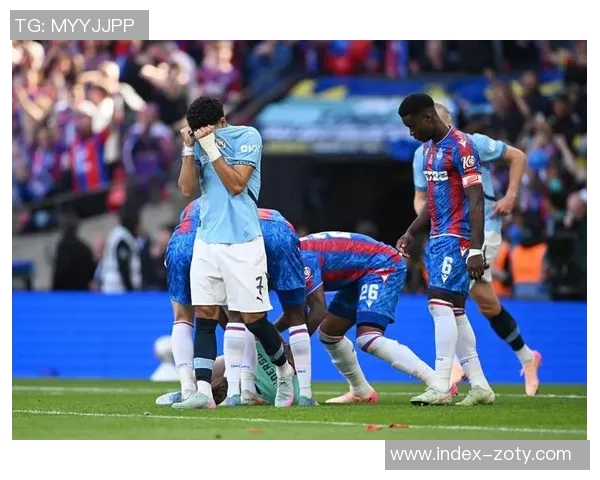 曼城前球员理查兹谈戒酒减肥经历称运动不足是最大问题 曼城前球员理查兹谈戒酒减肥经历称运动不足是最大问题