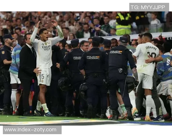 巴萨本周最后一训结束费尔明与亚马尔恢复情况良好