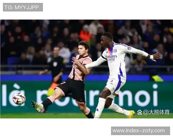 巴黎官方宣布阿什拉夫获准休假将于下周四重返球队训练