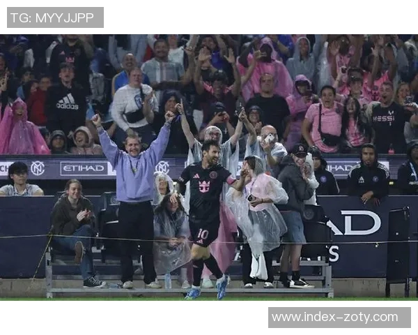 苏亚雷斯精彩表现梅开二度助球队取胜数据亮眼评分高达86分 苏亚雷斯精彩表现梅开二度助球队取胜数据亮眼评分高达86分