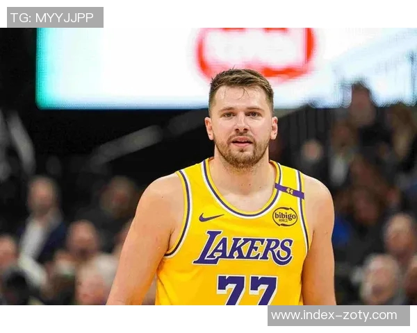 东契奇谈小腿伤情复杂里夫斯复出需谨慎以免加重伤势